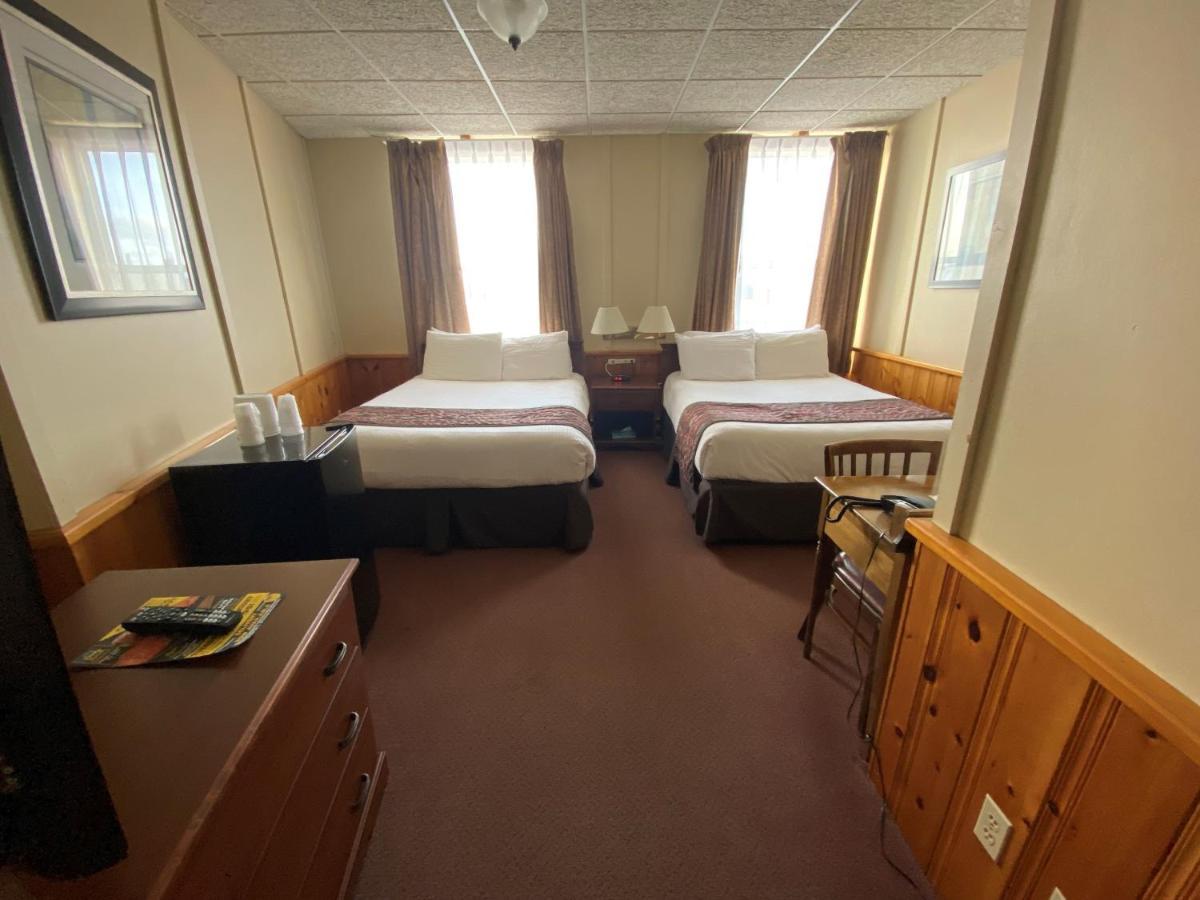 Hotel Bedford กอเดอริช ภายนอก รูปภาพ